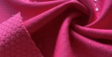 Nous vous aidons à choisir les tissus softshell
